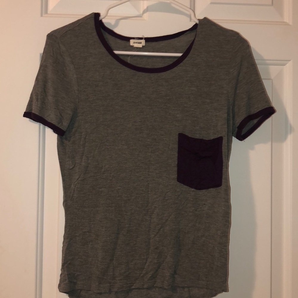 Garage grey and maroon pocket tee size: xs